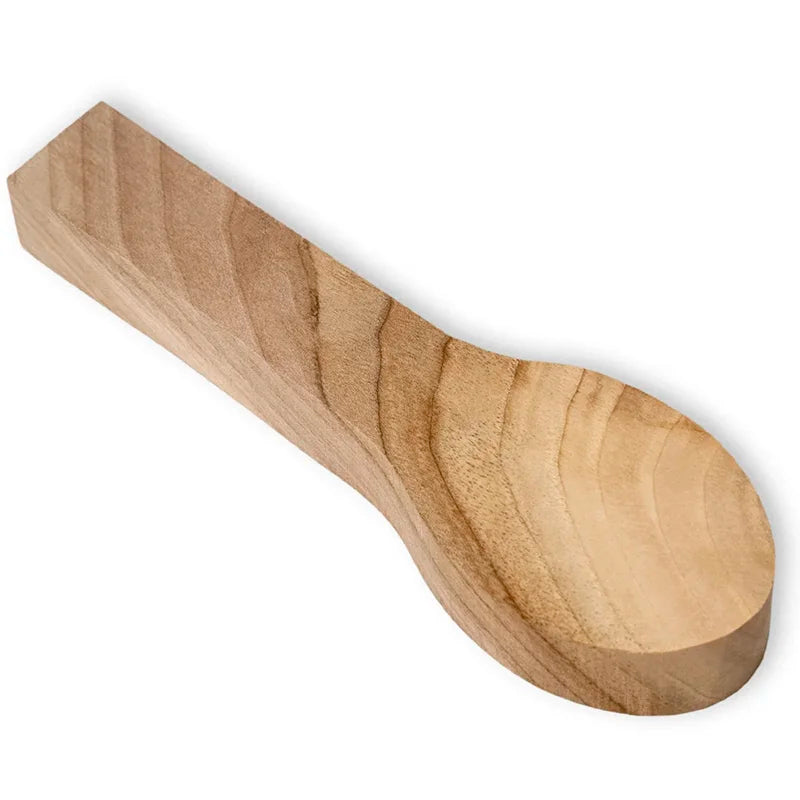B7 - Cuchara en blanco de nogal para tallar madera