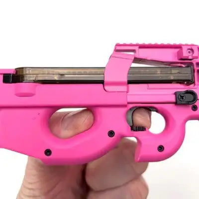 Goatguns - Mini FN P90 Pink Limited Edition - Replika Modell - Game-On.no