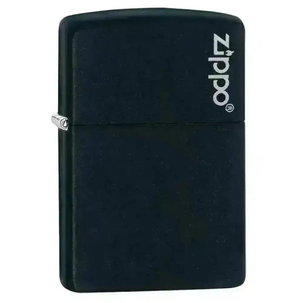 Zippo Lighter - Klassisk Matt Svart med Logo - Game-On.no